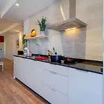 Edificio 13 By Plaza Mayor *