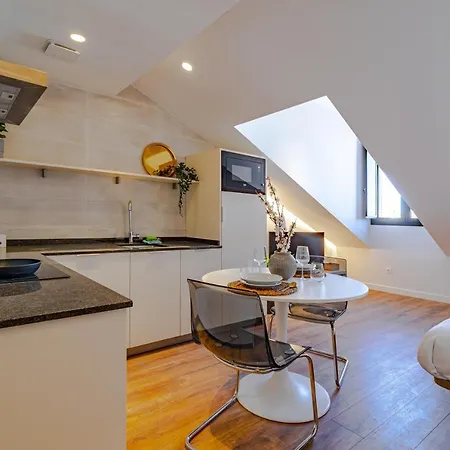 Edificio 13 By Plaza Mayor Apartment