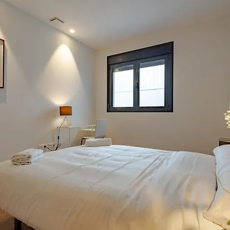 Edificio 13 By Plaza Mayor Apartment