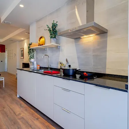 Edificio 13 By Plaza Mayor *