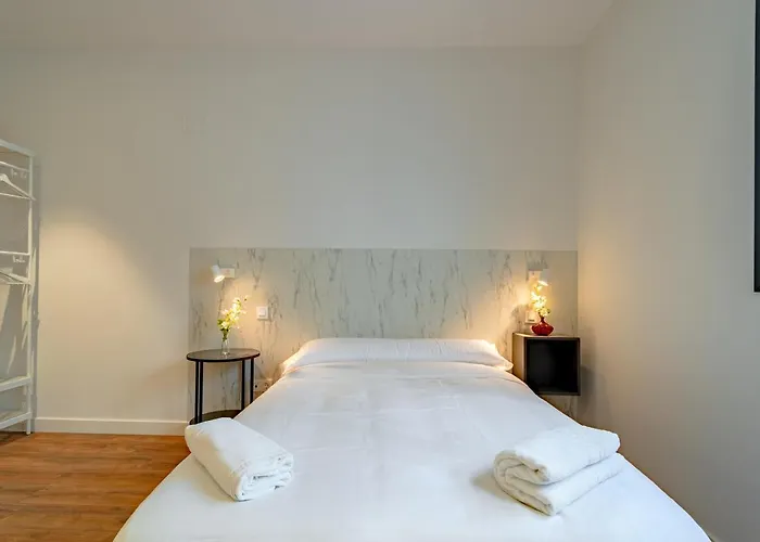 Edificio 13 By Plaza Mayor Apartamento *